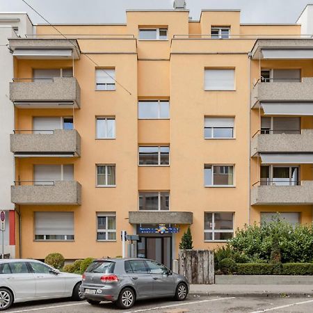Swiss Star District 11 - Self Check-In Apartment Zurich Exterior photo